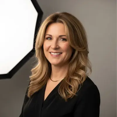 Portrait of Jennifer Anistrand